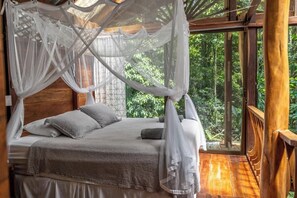 2 slaapkamers, reisbedje, wifi, beddengoed