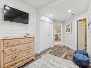 Interior - 185 Mooring Buoy ~ Enjoy Lagoon Views & Short Walk to Beach (Hilton Head Island)