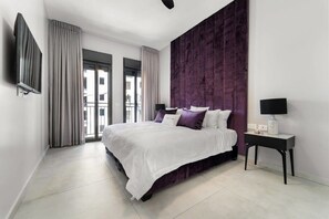 1 bedroom, desk, iron/ironing board, travel cot