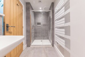 Cottage | Bathroom | Shower - No 1 The Coach House (Carnforth)