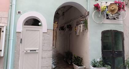 Cozy and elegant studio apartment in the center of Gaeta just minutes from the sea