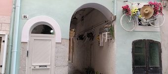 Cozy and elegant studio apartment in the center of Gaeta just minutes from the sea