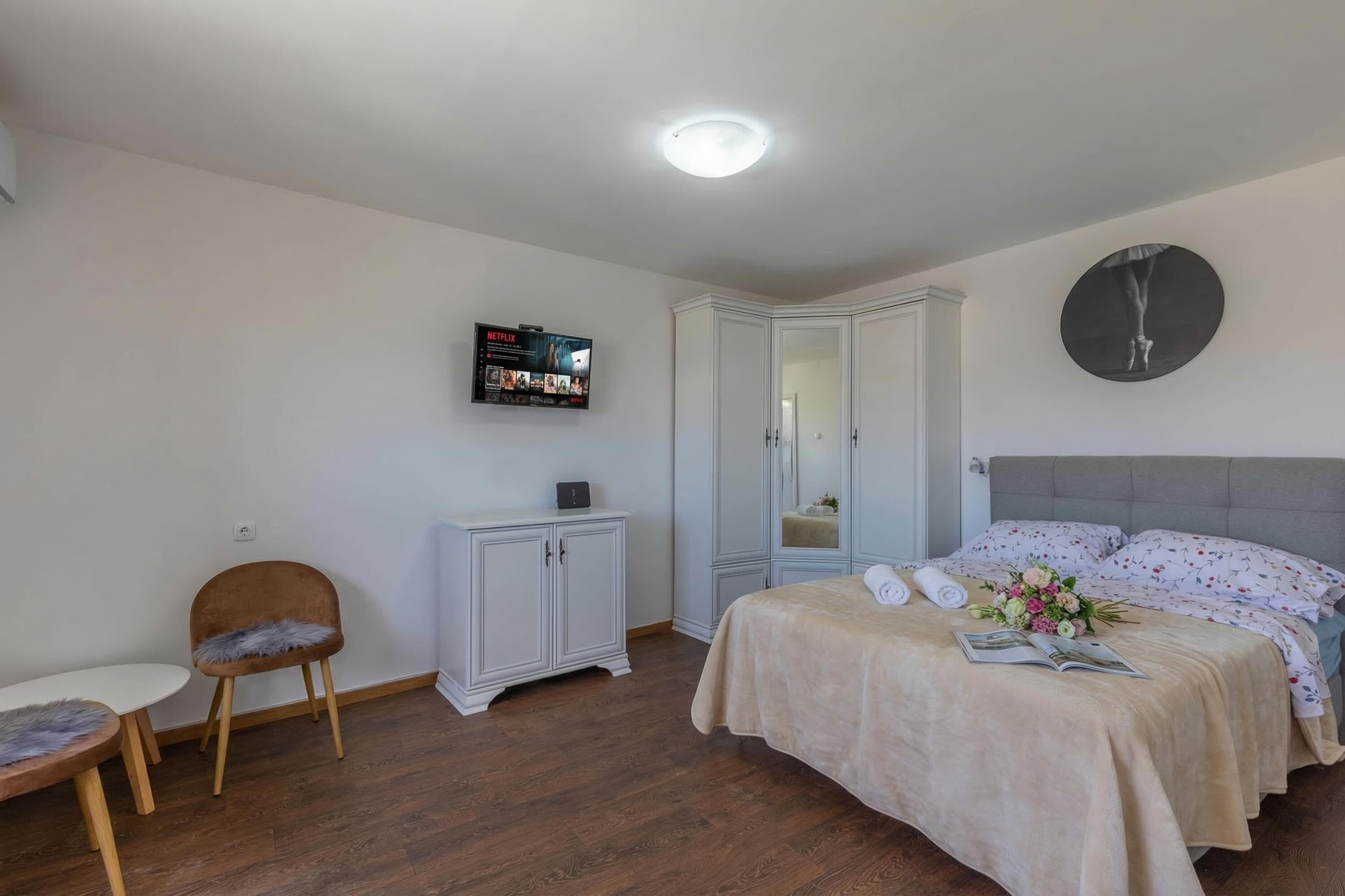 Standard Apartment, Multiple Bedrooms, Sea Facing (Seafront Apartment Sanja) | 1 bedroom, free WiFi, bed sheets