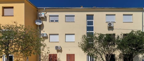 Standard Apartment, Multiple Bedrooms, Sea Facing (Seafront Apartment Sanja) | Exterior