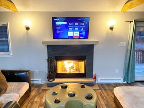 Interior - Hot Tub! ForestEscape cabin-Full Central Air-4B/2.5b-12 adults+kids-game room  (Albrightsville)