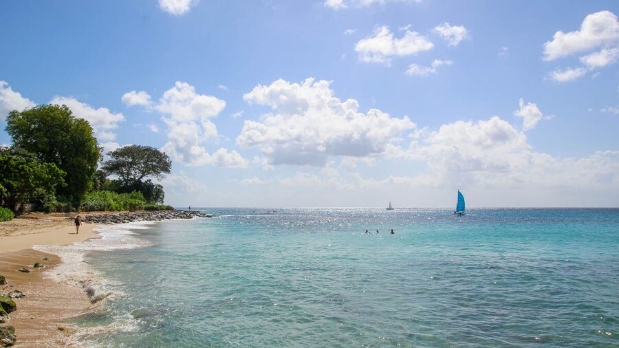 Winter Retreat 2 Bedroom Home by Bluescape