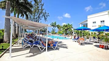 House, 2 Bedrooms | Property grounds