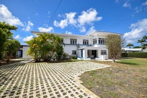 Apartment, 5 Bedrooms | Exterior