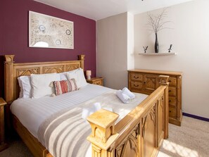 2 chambres, fer et planche à repasser, lit parapluie, Wi-Fi gratuit