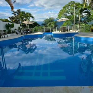 Udendørs pool