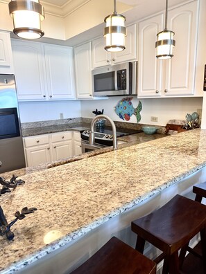 Private kitchen - Turtle Cove 3 Bedroom Townhouse by RedAwning (Navarre)