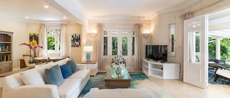 Villa, 3 Bedrooms | Living area