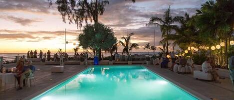 House, 2 Bedrooms | Pool