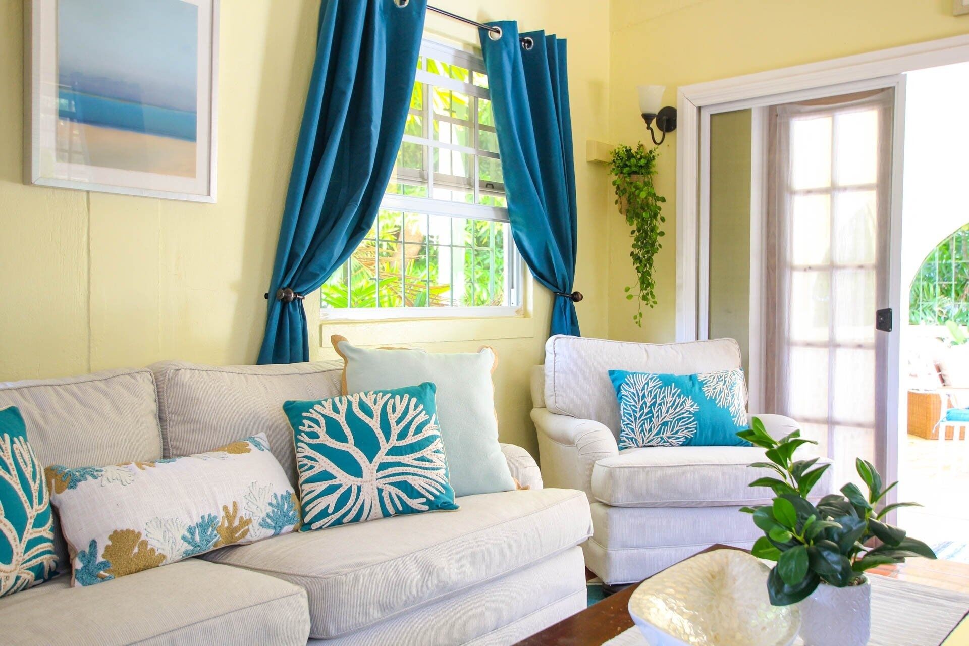 House, 3 Bedrooms | Living area