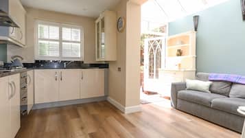 Cottage | Interior