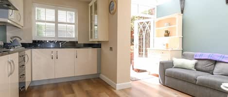 Cottage | Interior