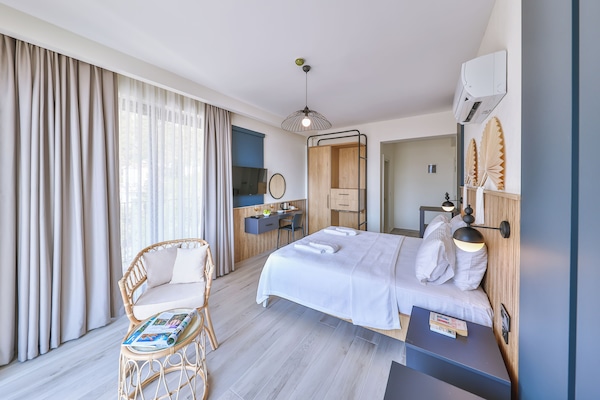 1 bedroom, premium bedding, Select Comfort beds, in-room safe