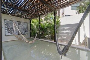Pool - Fantastic luxury studio which can accommodate up to four people comfortably! (Tulum)