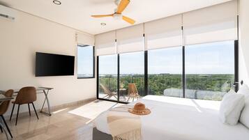 3 bedrooms, desk, iron/ironing board, travel cot