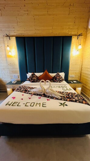 Sajjan Villa with Private Pool | Premium bedding, in-room safe, desk, soundproofing - Bamboo Saa Mulberry Resort Pushkar (Pushkar)