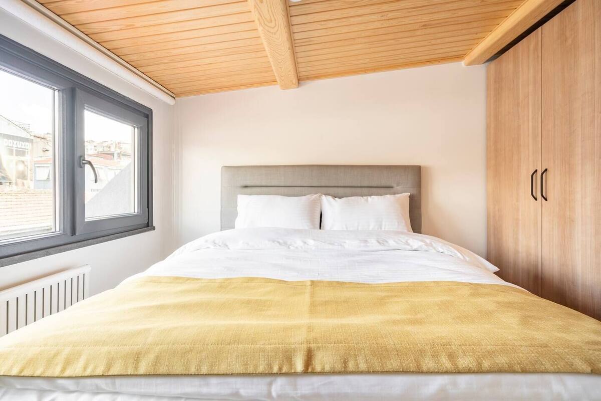 Deluxe Apartment | 1 bilik tidur, meja, ruang kerja komputer riba, kalis bunyi