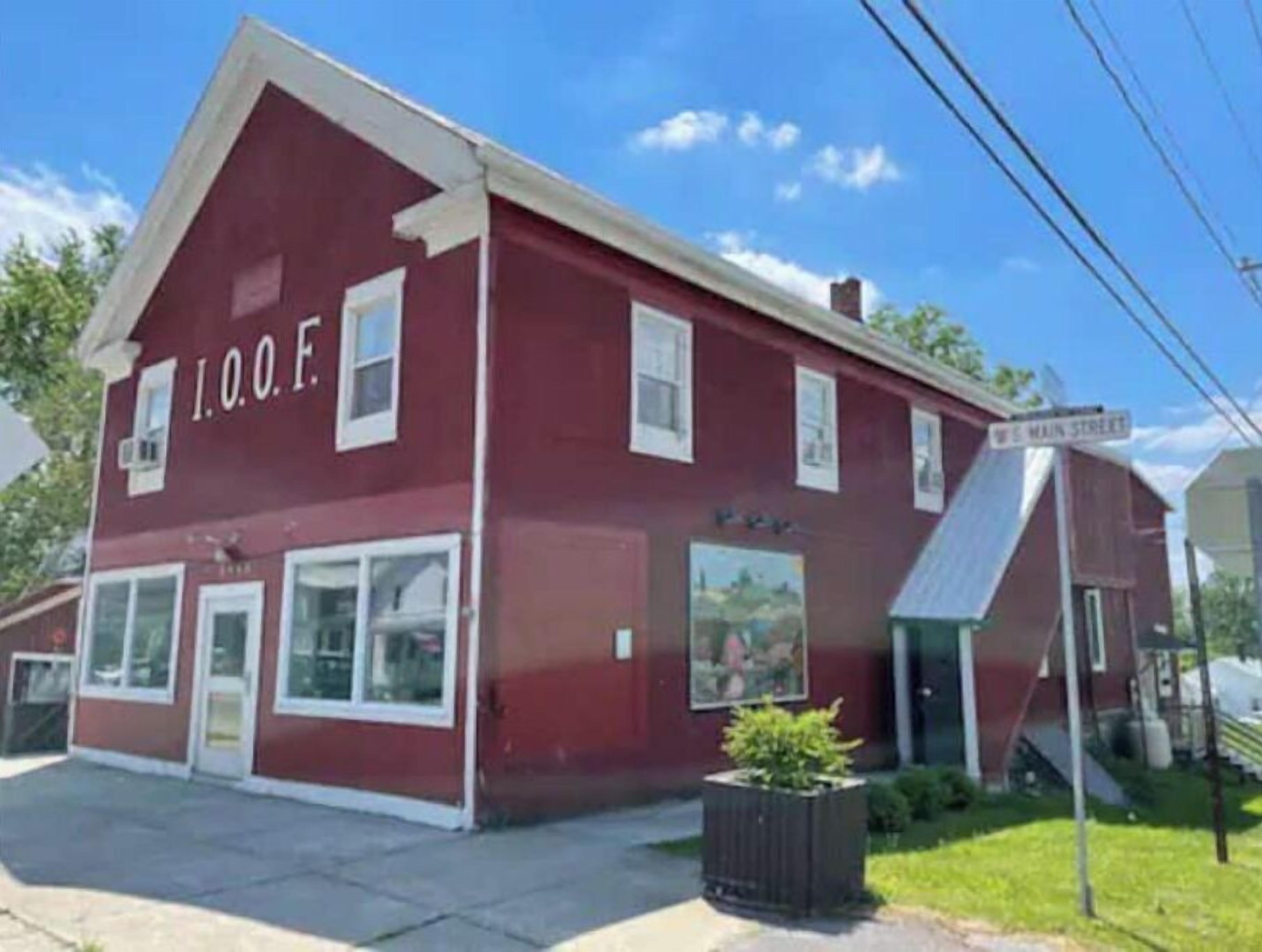Large Wine Country Loft in Lodi