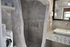 Apartment | Bathroom | Towels - Amazing Traditional Stone house Skiathos (Skiathos)