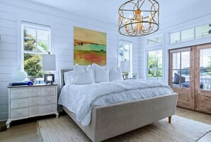 4 間睡房、免費 Wi-Fi