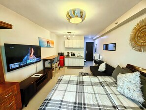 1 bedroom, iron/ironing board, WiFi, bed sheets