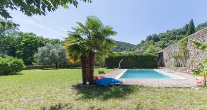 Le Grand Cèdre - Maison avec piscine privée