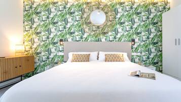 1 slaapkamer, een strijkplank/strijkijzer, wifi, beddengoed