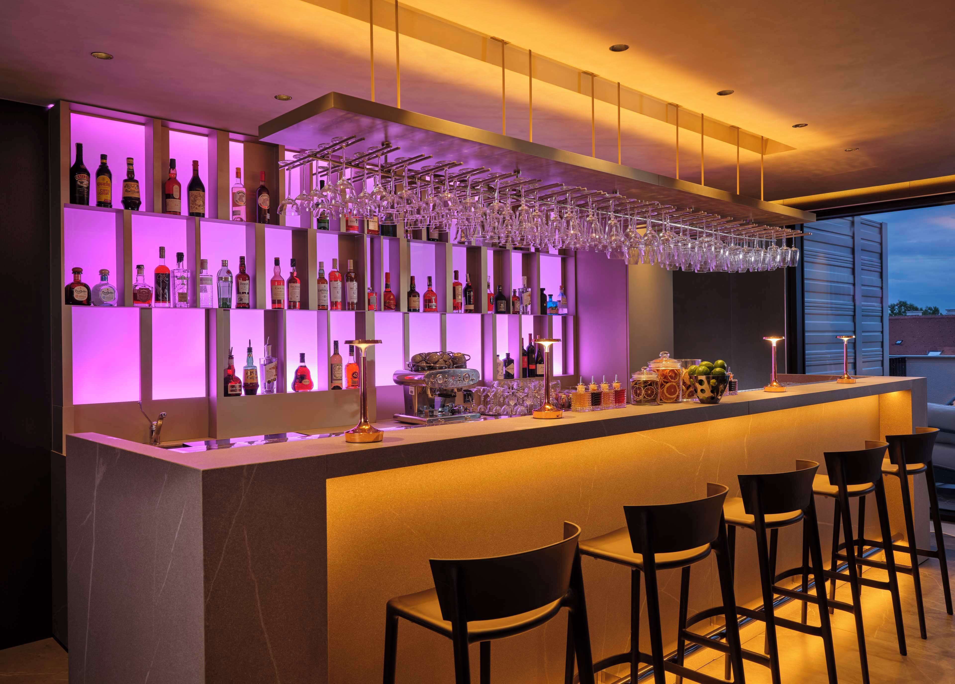 art'otel Zagreb, Zagreb: Hotel Reviews, Rooms & Prices | Hotels.com