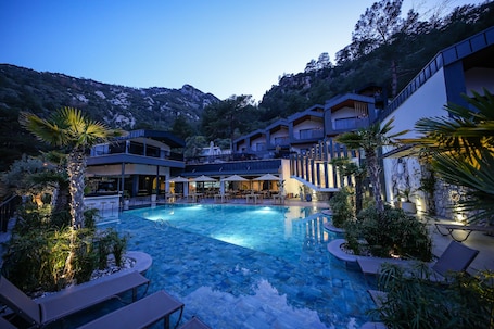 Outdoor pool. Ramitos Hotel