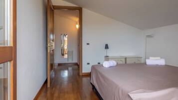 Basic Villa | 4 bedrooms, premium bedding, memory-foam beds, desk