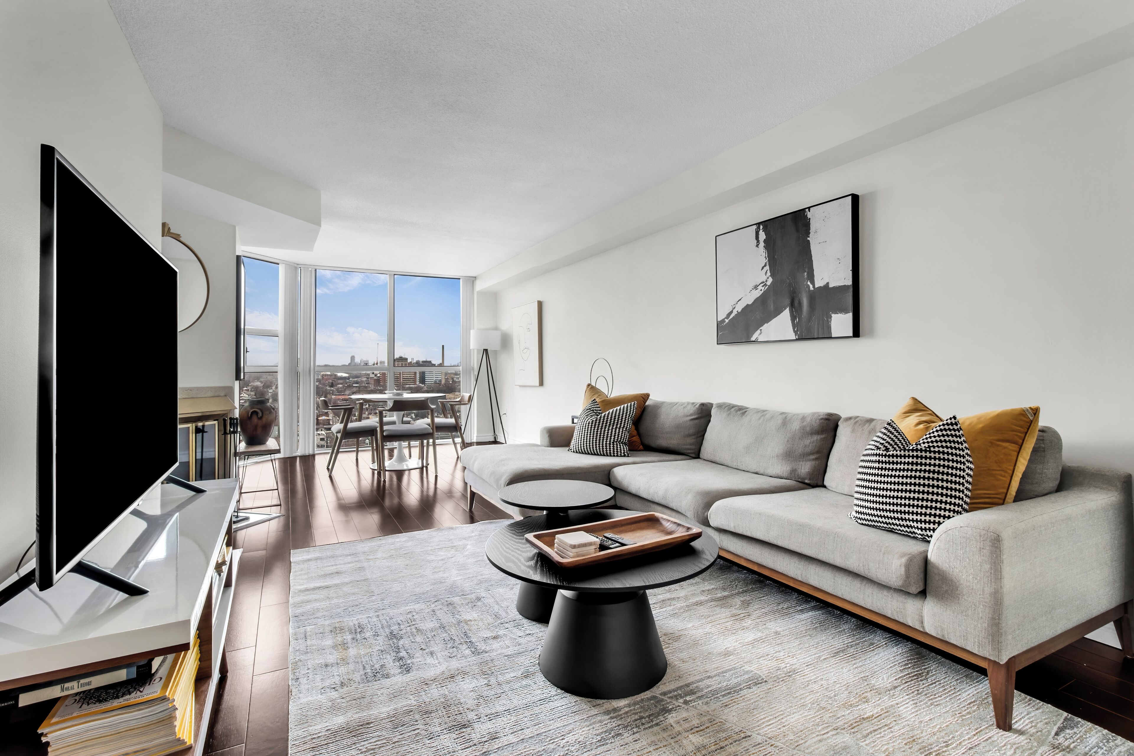 Smart TV, fireplace, computer monitors