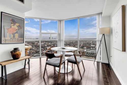 Upscale Penthouse with STUNNING Views! | Free Parking