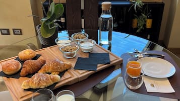 Bao gồm bữa sáng đặc sản địa phương hàng ngày