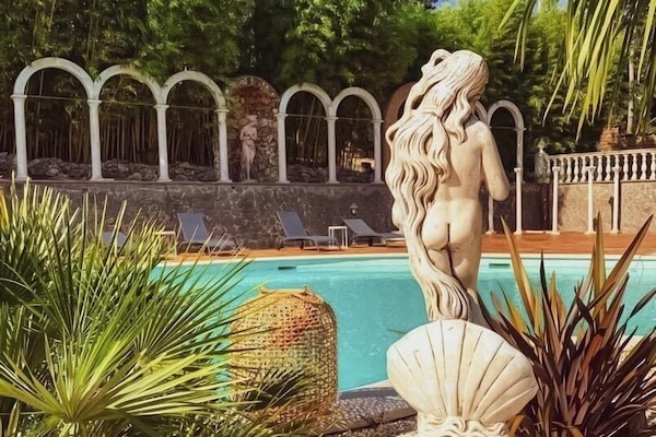 Seasonal outdoor pool