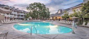 Gorgeous Resort in California Wine Country, Windsor!