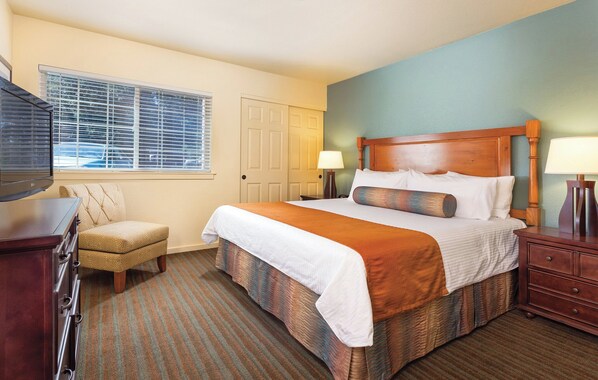 2 bedrooms, iron/ironing board, Internet, bed sheets