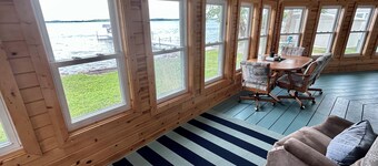 S Side Lake Melissa ~ Flat Lot ~ Heart of DL Lakes Country ~ Sunroom ~ Sandy