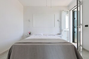 3 Schlafzimmer, Bügeleisen/Bügelbrett, Bettwäsche