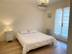 6 bedrooms, iron/ironing board, WiFi, bed sheets - Spacieuse Villa vue mer (La Ciotat)