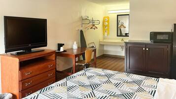 Cortinas blackout, wifi gratis y ropa de cama