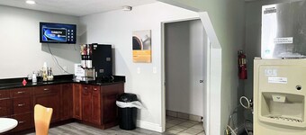 Studio 6 Suites Dayton, Oh - Englewood