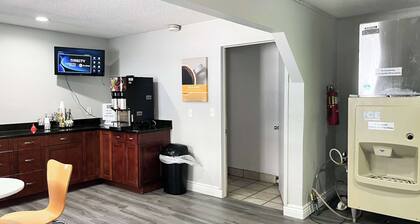 Studio 6 Suites Dayton, Oh - Englewood