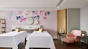 Couples treatment room(s), sauna, steam room, body treatments