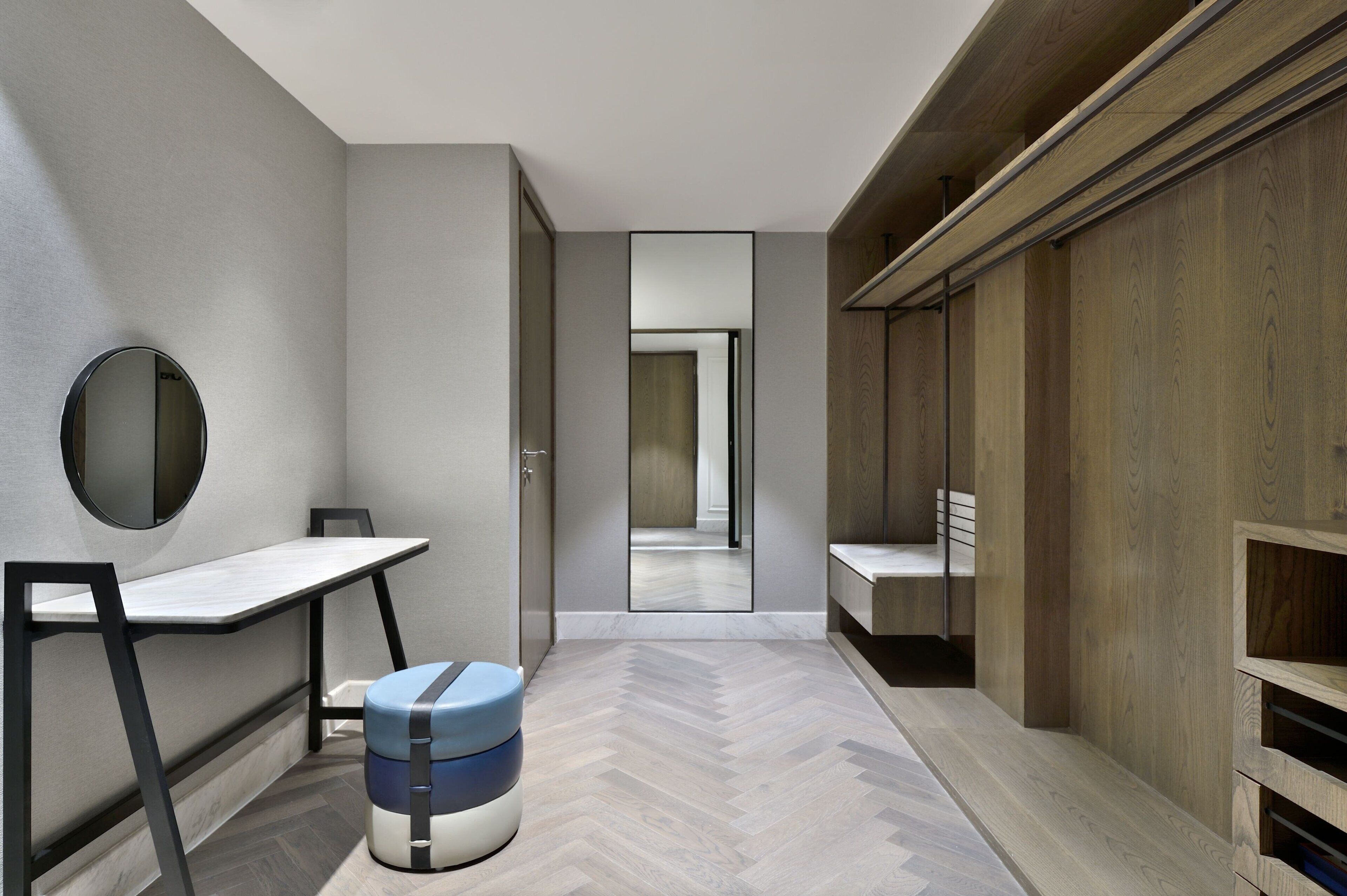 presidential suite, 1 king bed, non smoking | 1 bedroom, premium bedding, down duvets, minibar