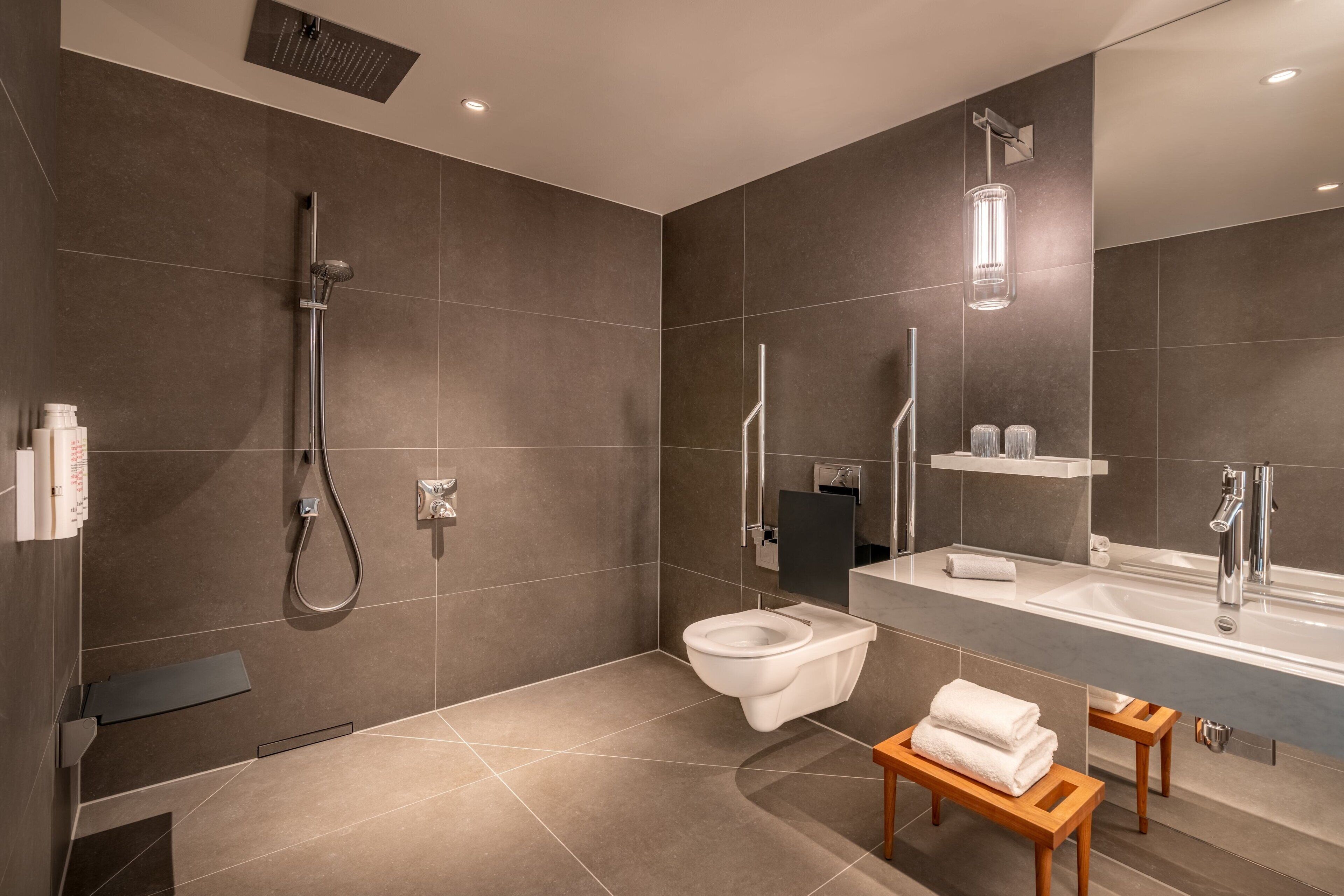 マリーニモンティーニ   『bath room』 Munich Marriott Hotel City West Reviews, Deals & Photos 2025