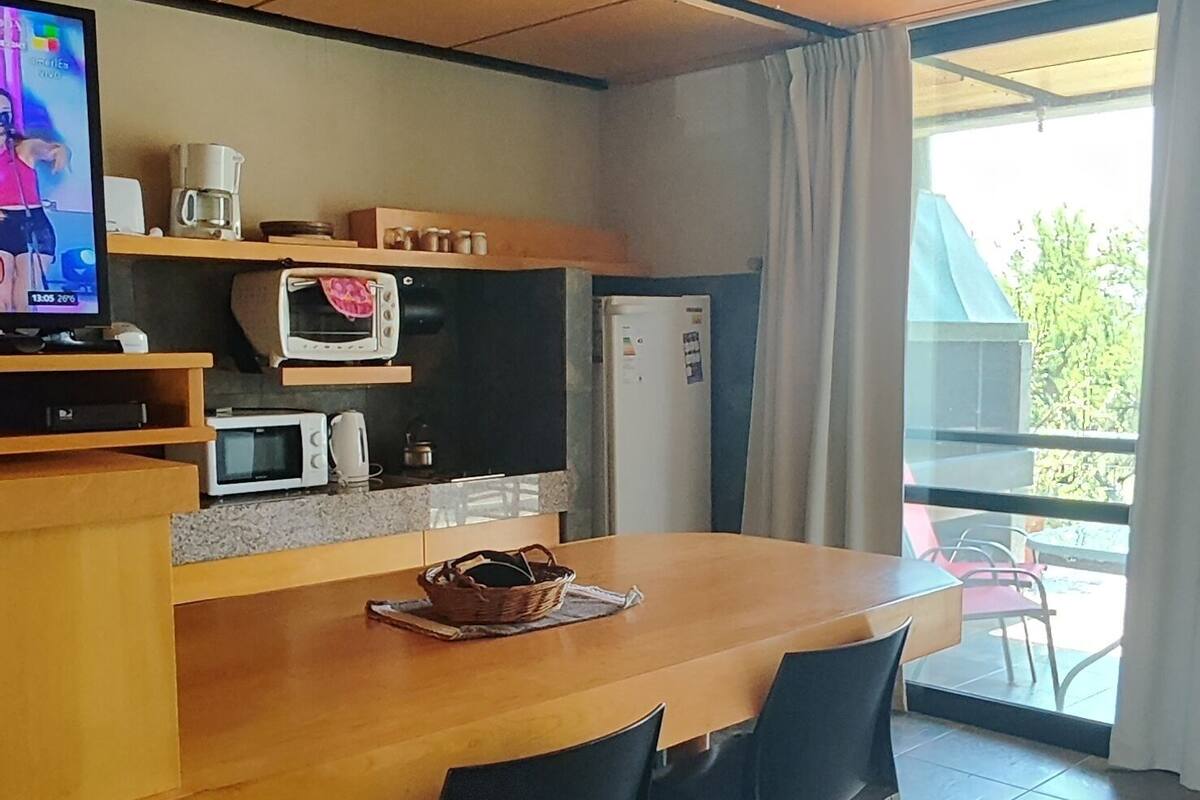 Loft supérieur | Cuisine privée | Réfrigérateur grande capacité avec congélateur, un four